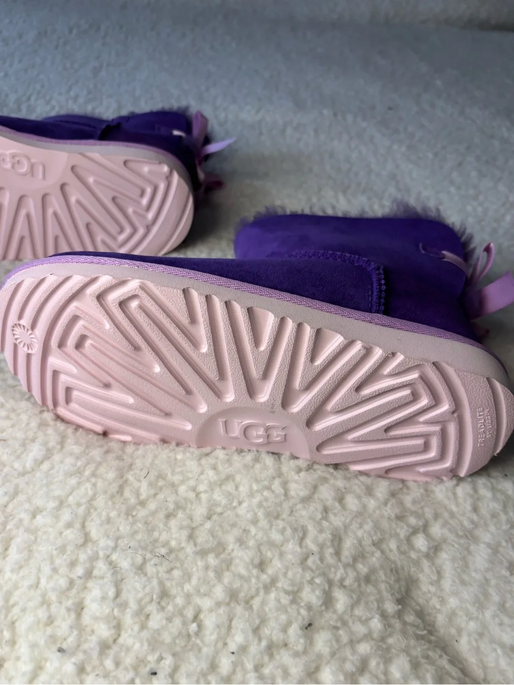 UGG Kids Violet Bloom Mini Bailey Bow II Boots